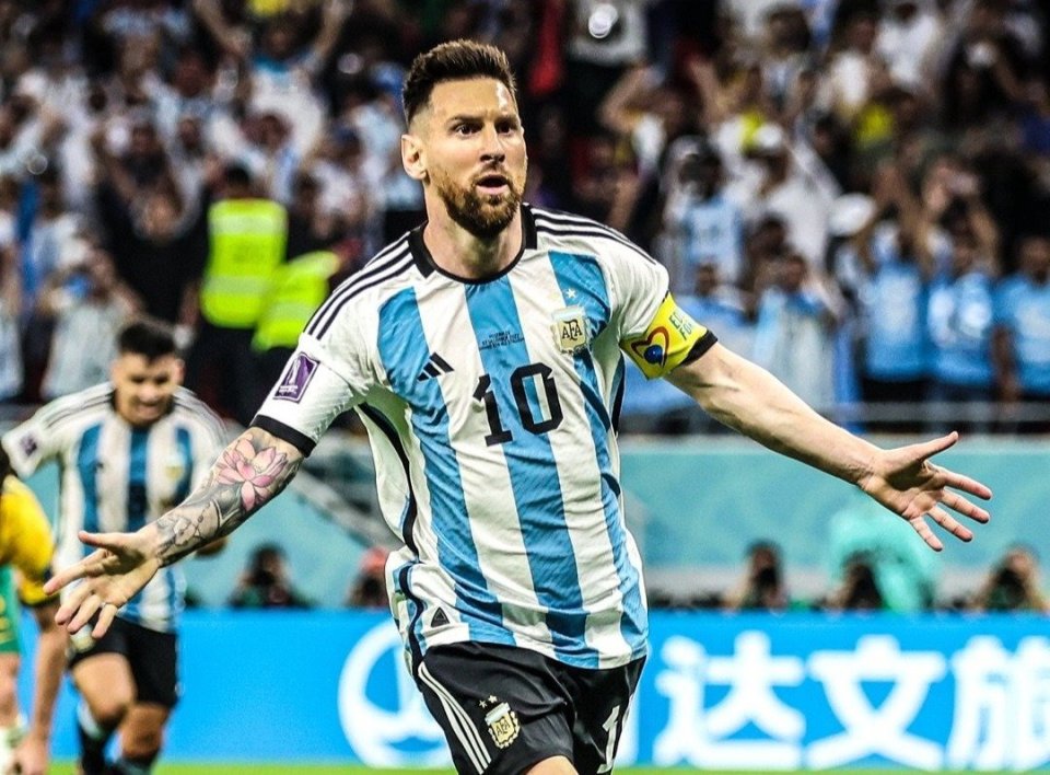 开云体育登录-莱比锡轻取巴萨，梅西梅开二度意甲